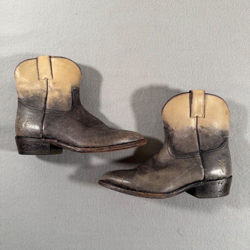 Frye Billy Short Western Boots Womens 7 Grey Tan Distressed Leather Ombre Ankle